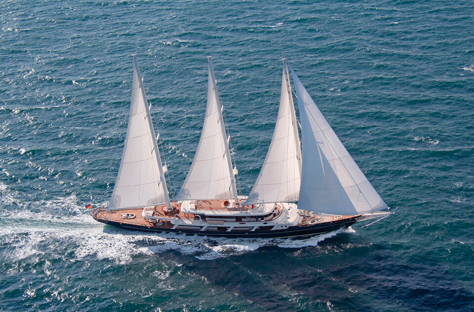 eos sail yacht